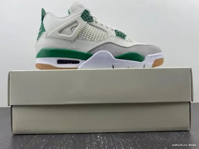 Rep SB Green Air Nike Pine Jordan x DR5415-103 4 0418
